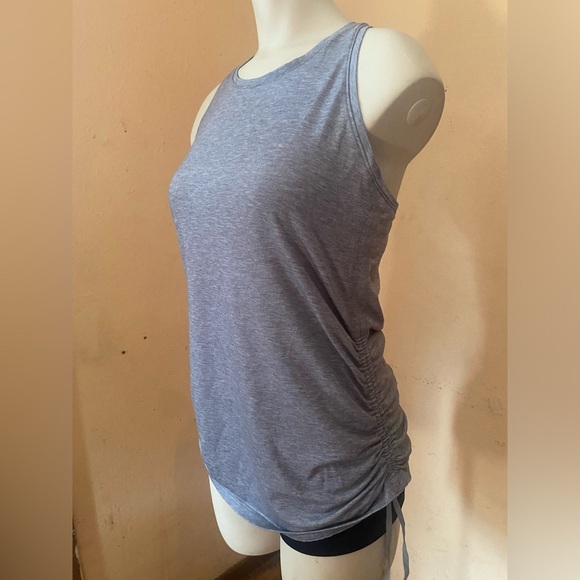 Athleta Relaxed Blue Gray Sleeveless Tank Top
Excellent condition like new - Picture 5 of 11